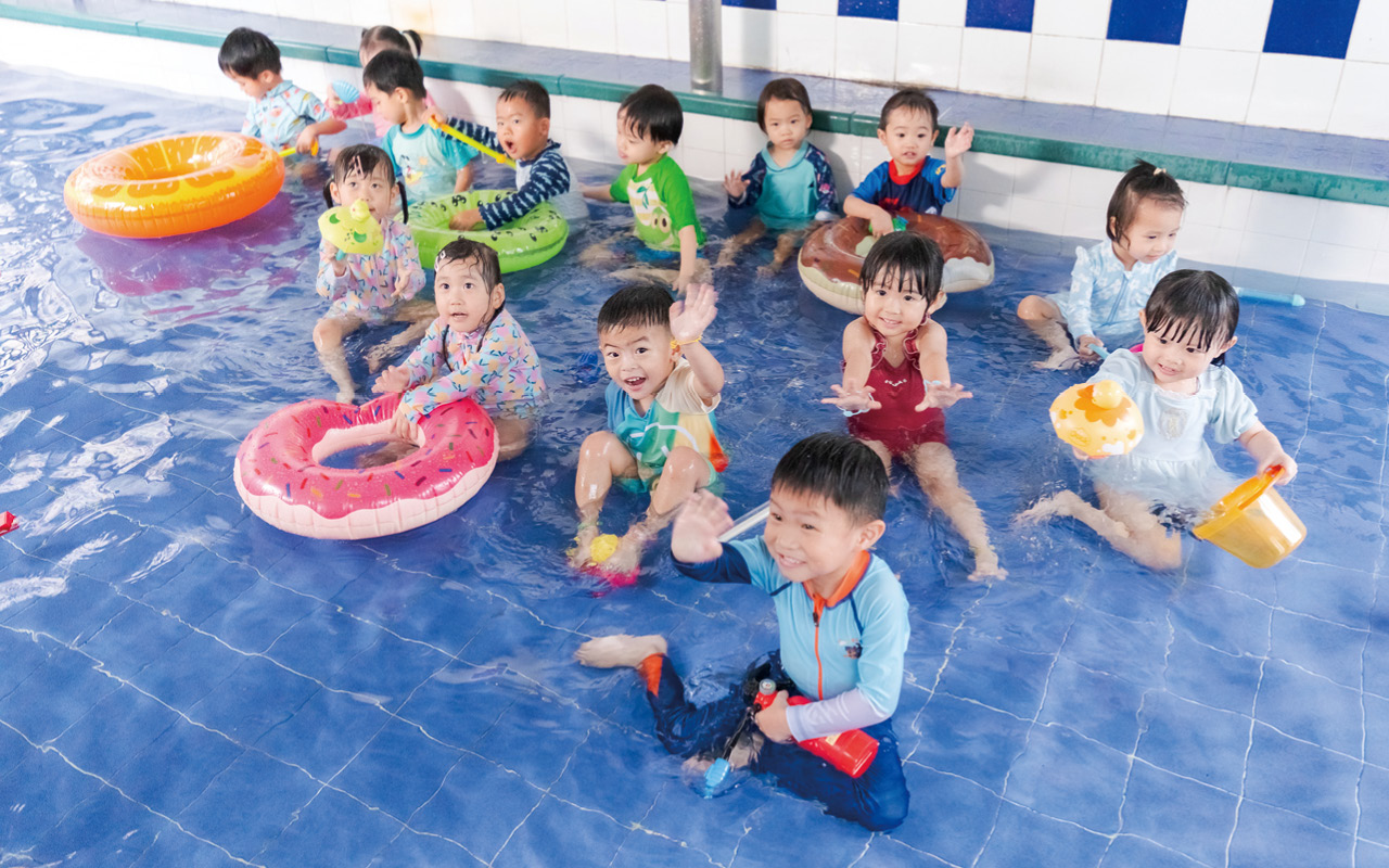 Let children learn through games and grow through exploration