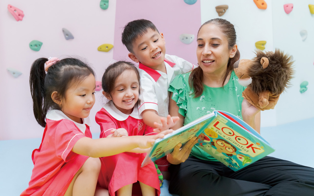 School special "Happy Reading Wednesday"