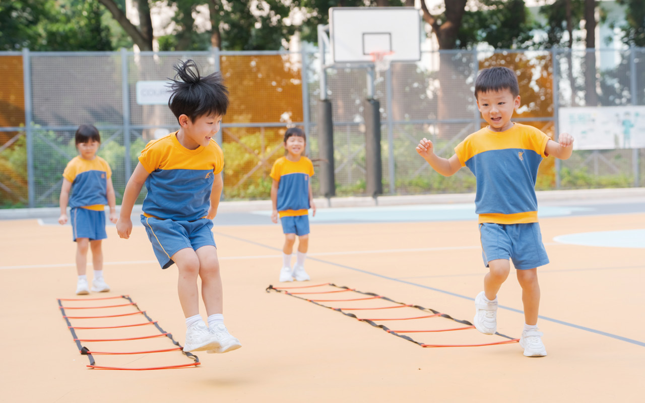 The school actively leads children out of the classroom