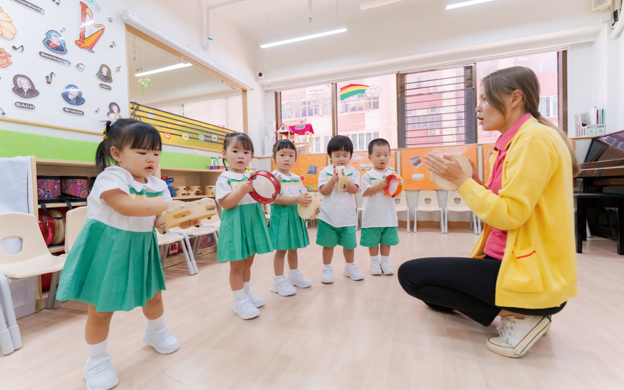 Dedicated foreign English teachers