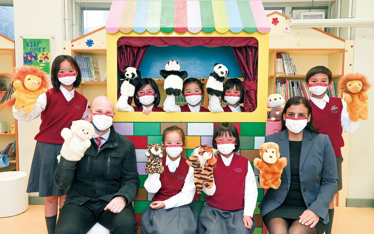 Foreign English teachers will also enter the classroom to support students in the process of reading with companions and reading independently.