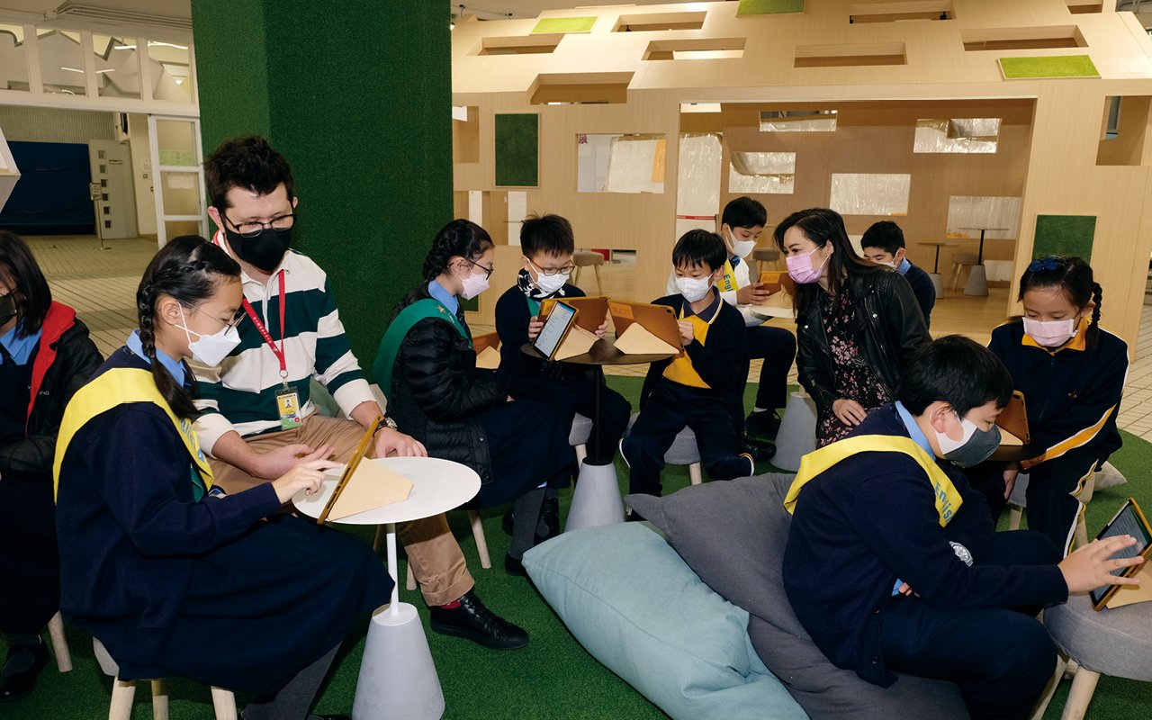 The school fully understands the importance of independent learning to lifelong learning, and therefore carefully prepares a series of special activities to gradually improve students' self-learning attitude.
