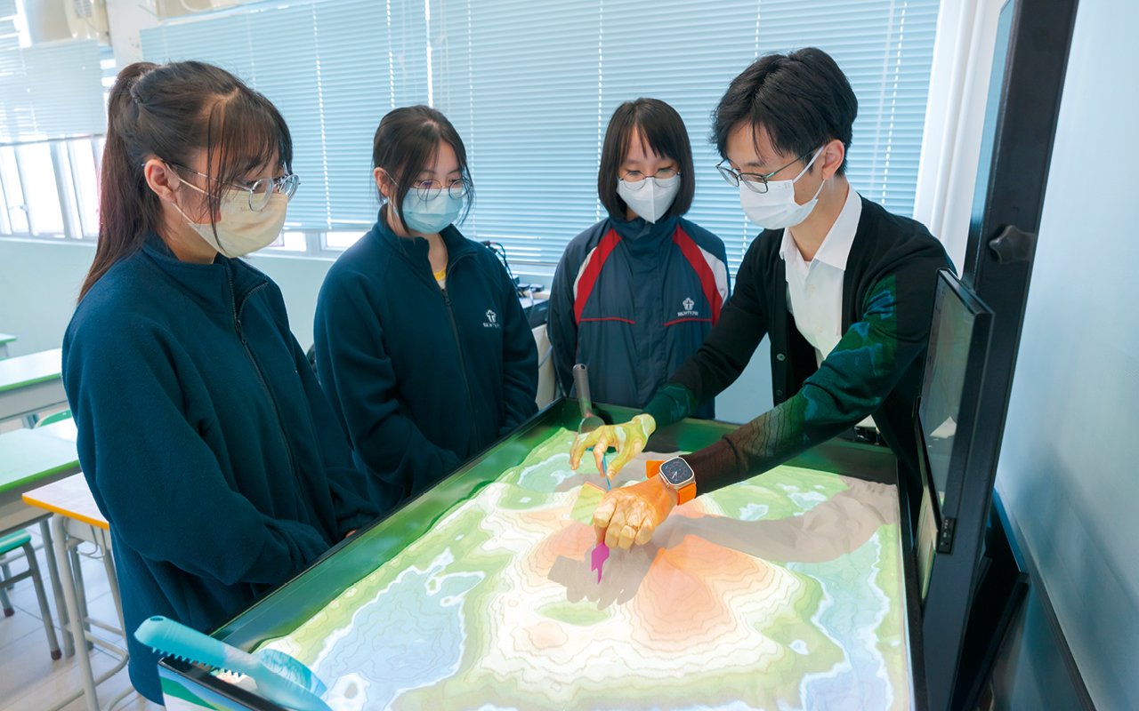 Students can experience innovative technology in “MakerSpace”