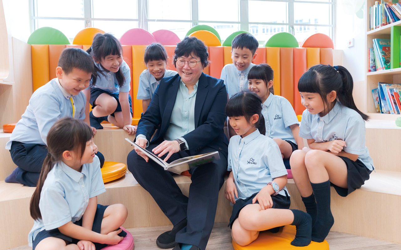 School implements picture book teaching in junior primary schools