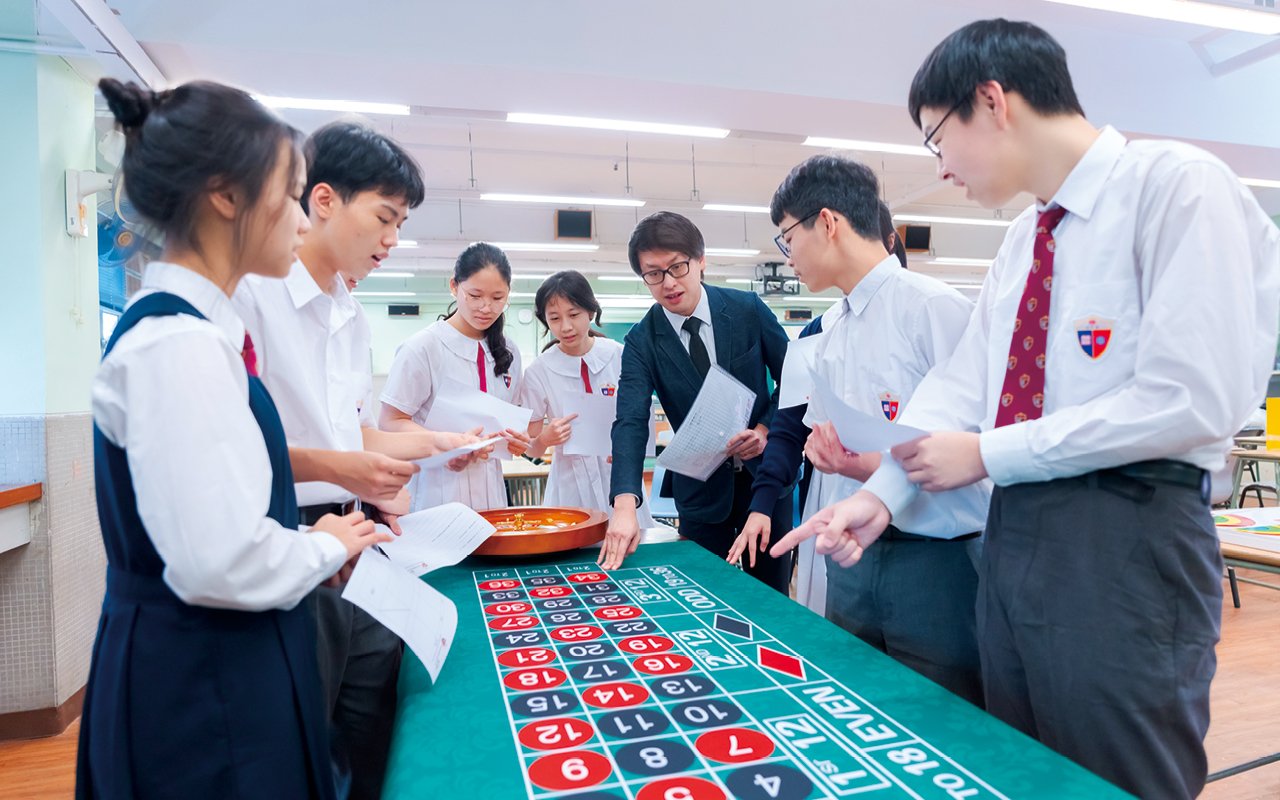 Experimental Probability and Monte Carlo Algorithm