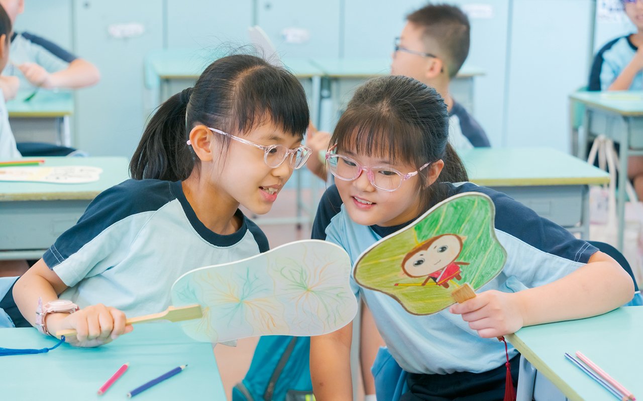 Participate in an art workshop and make Princess Iron Fan’s “Panana Fan”