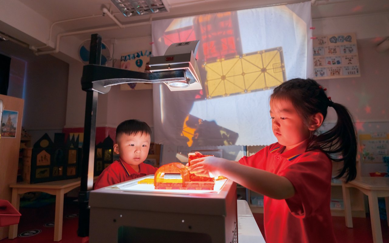 The school uses games and multi-sensory learning elements to train children’s development of seven senses