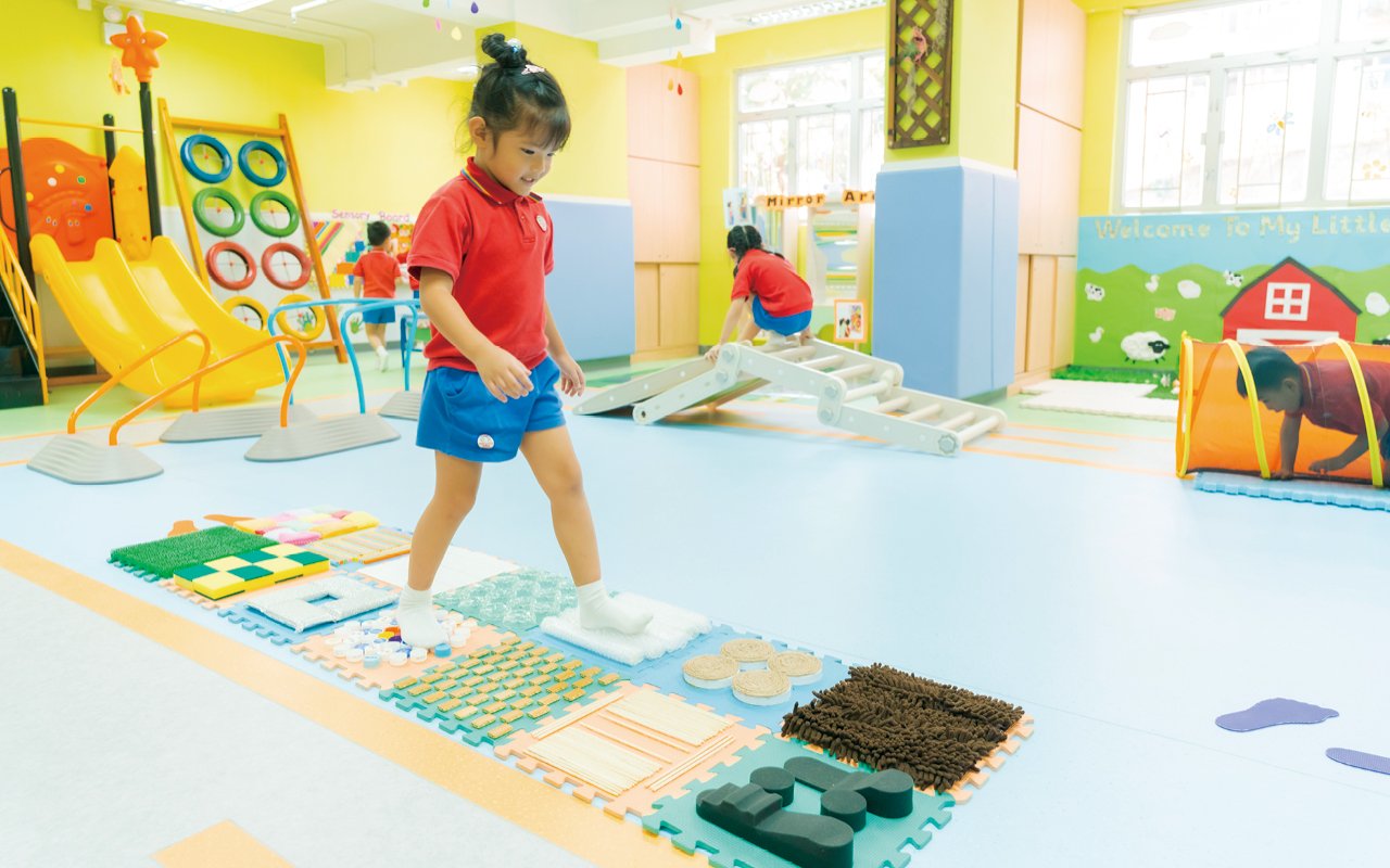 Promote children's brains to integrate external information