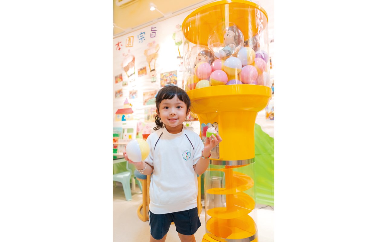 The school has specially established a reward mechanism