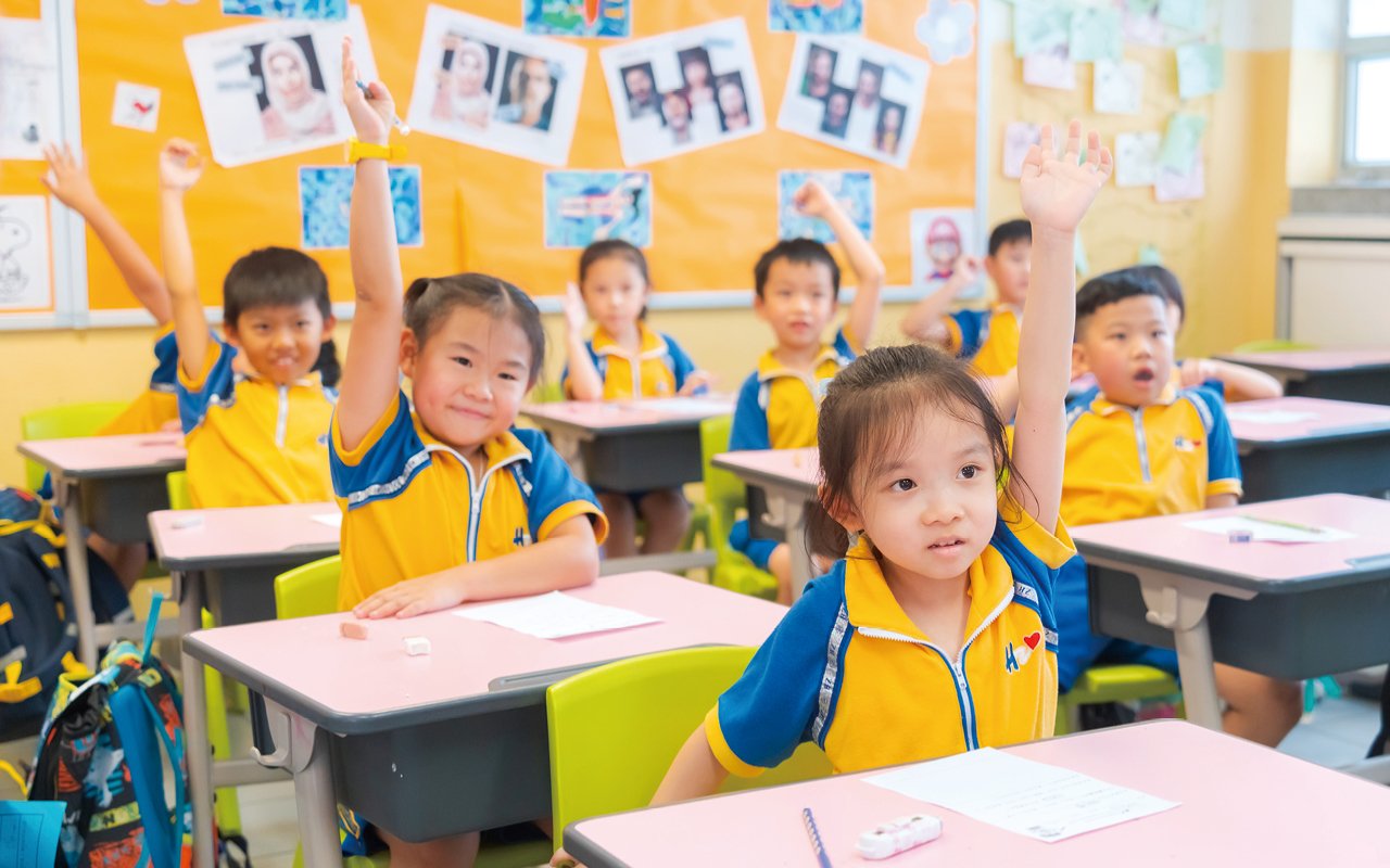The school is committed to cultivating students’ interest and ability in innovation and technology from an early age
