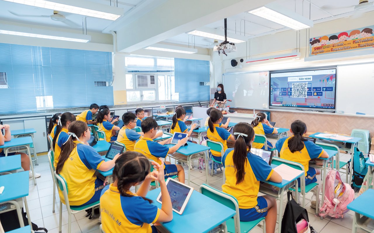 Schools make good use of diversified e-learning strategies