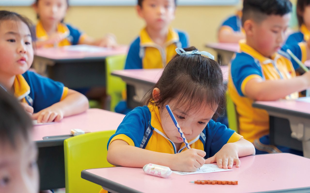 The school is committed to cultivating students’ interest in reading