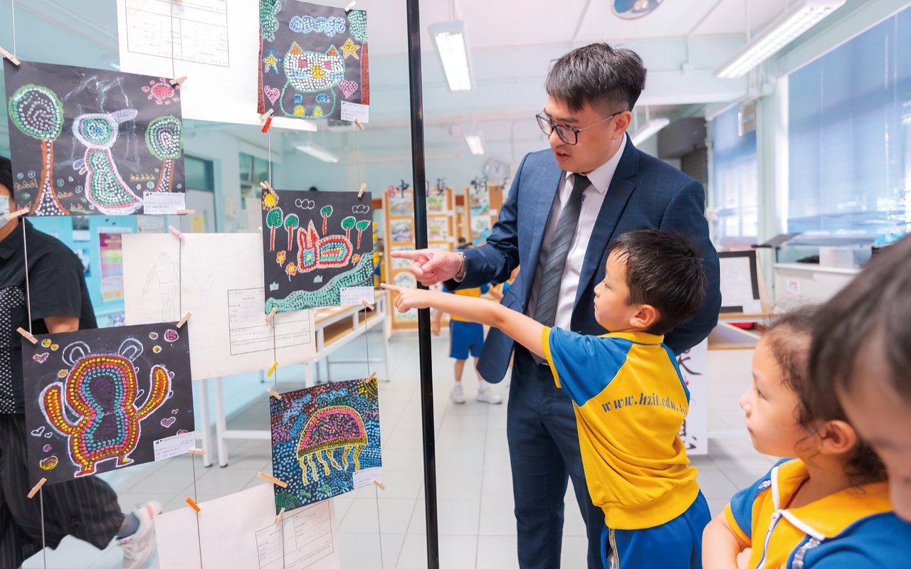 Enrich students’ learning experience and broaden their international horizons