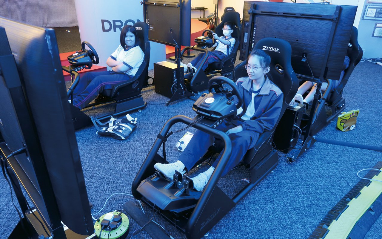 Many students have ranked among the top three in the 2023 Hong Kong Student Technology Competition - Programming Smart Car Speed Competition (Primary School Group)