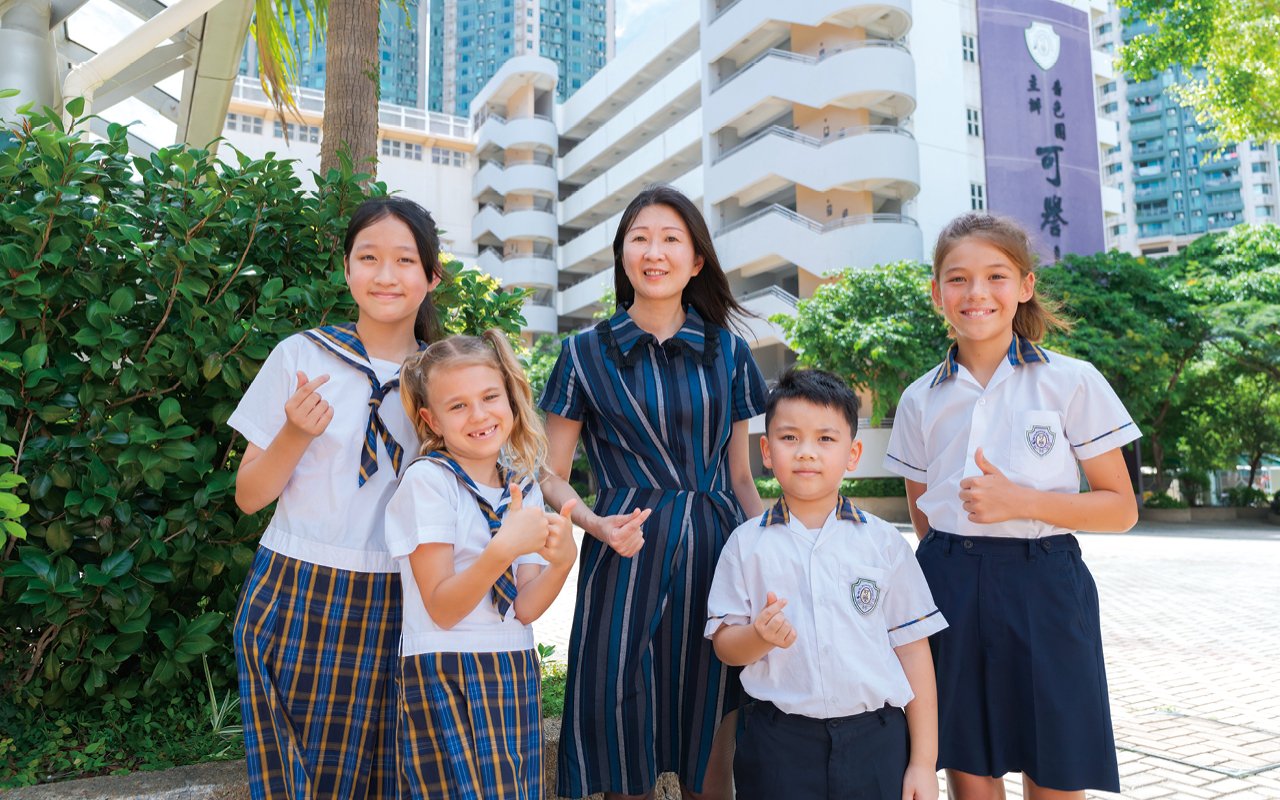 The school implements the "DEAR Project" in the first and second grades