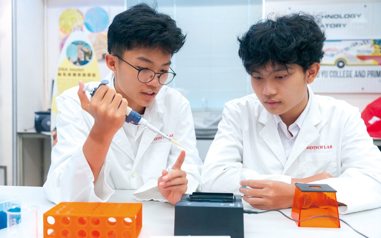 Comprehensive penetration of teaching elements in science, technology, engineering and other fields