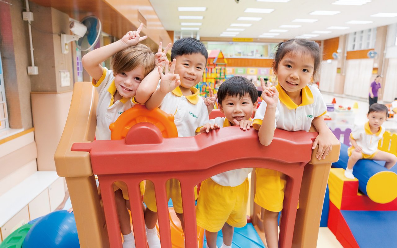 Arrange different outdoor learning activities