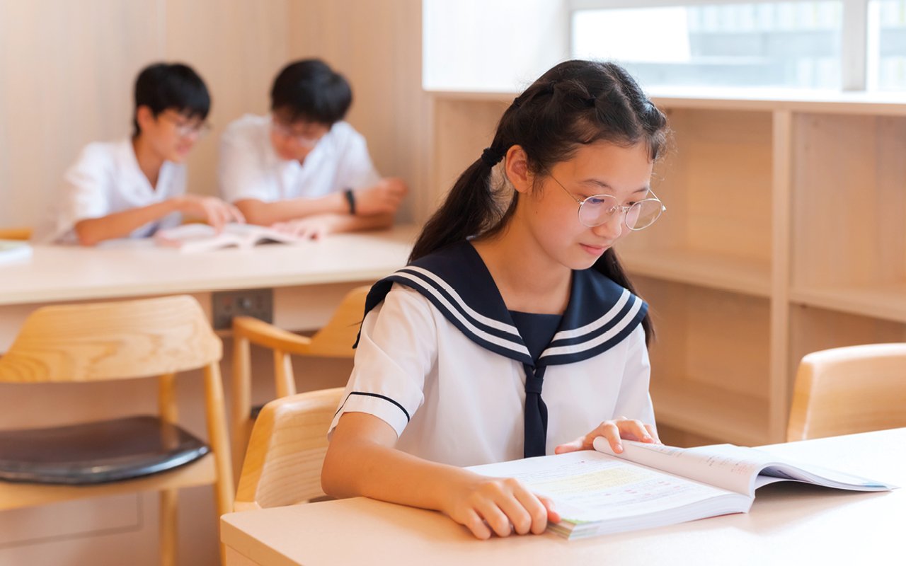 Every year, many students in the school achieve excellent results in public examinations