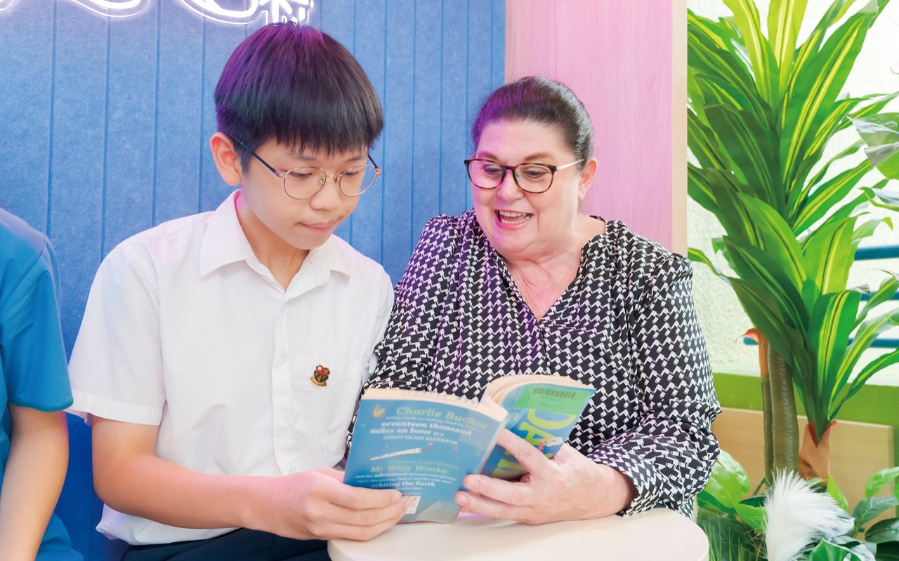 Improve students’ confidence in using English