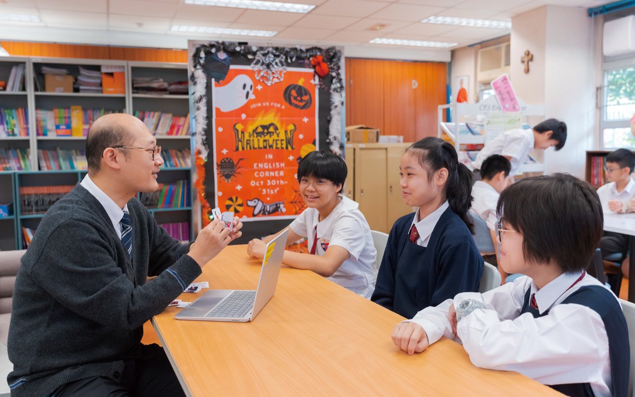 The school is committed to integrating English elements into the curriculum of various subjects