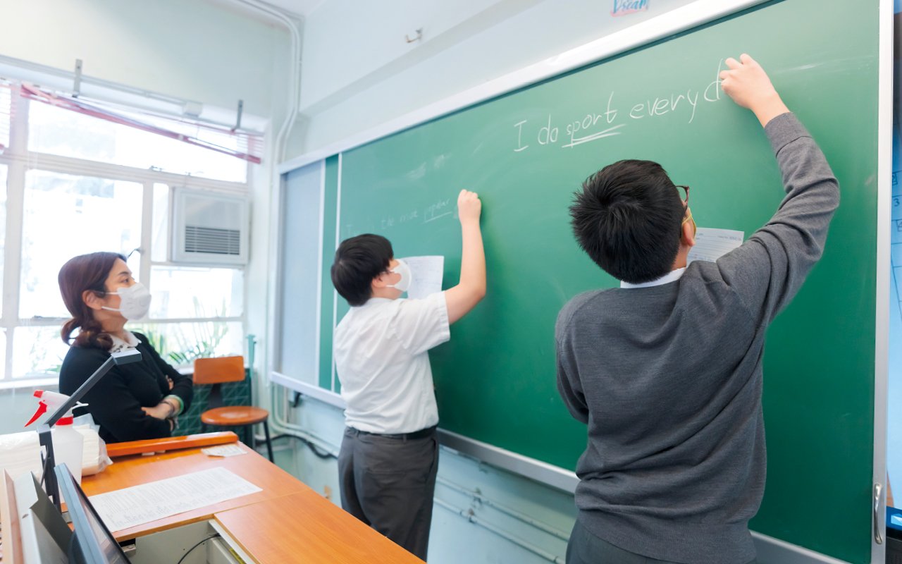 Help students move towards their ideal road