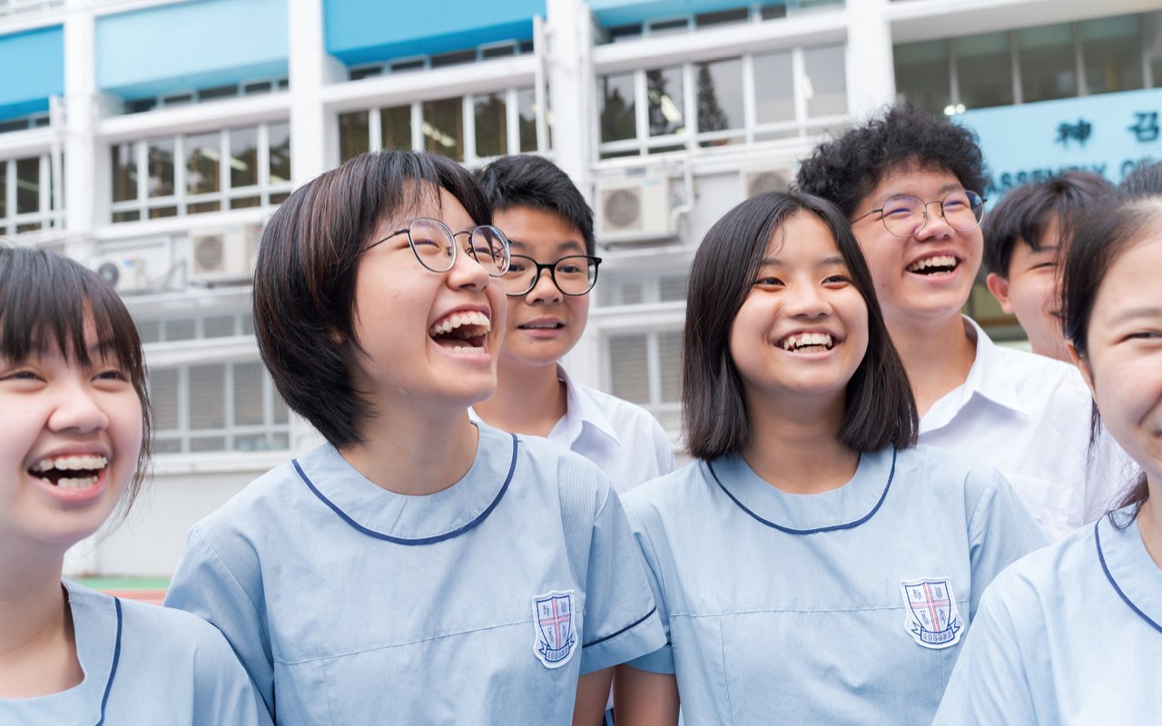 Students gain an in-depth understanding of the culture and values of English-speaking countries