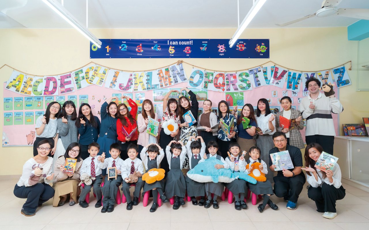 The school has always kept pace with the times, optimizing and innovating to meet the needs of the new generation of education and social development.