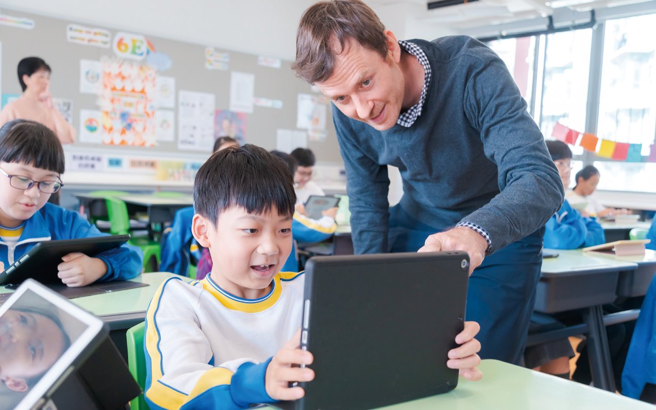 Hire up to 6 foreign English teachers
