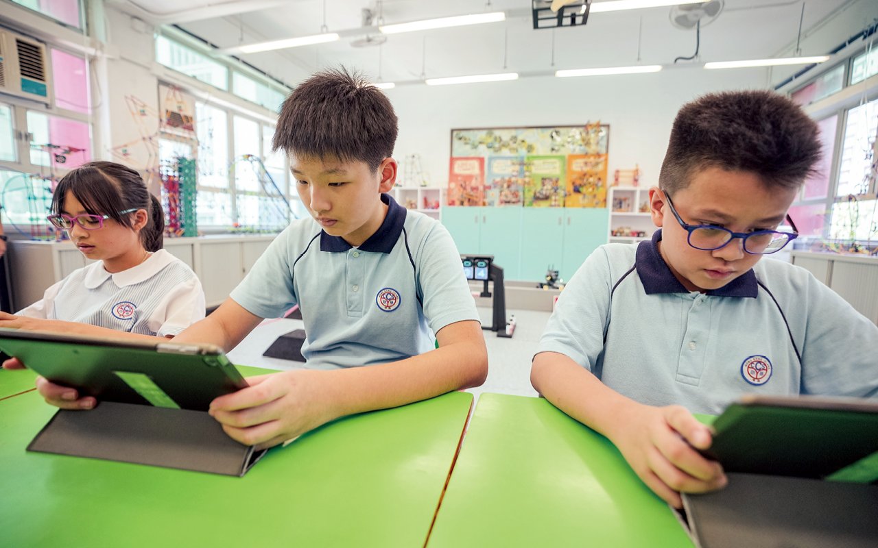 Stimulate students' interest in learning English