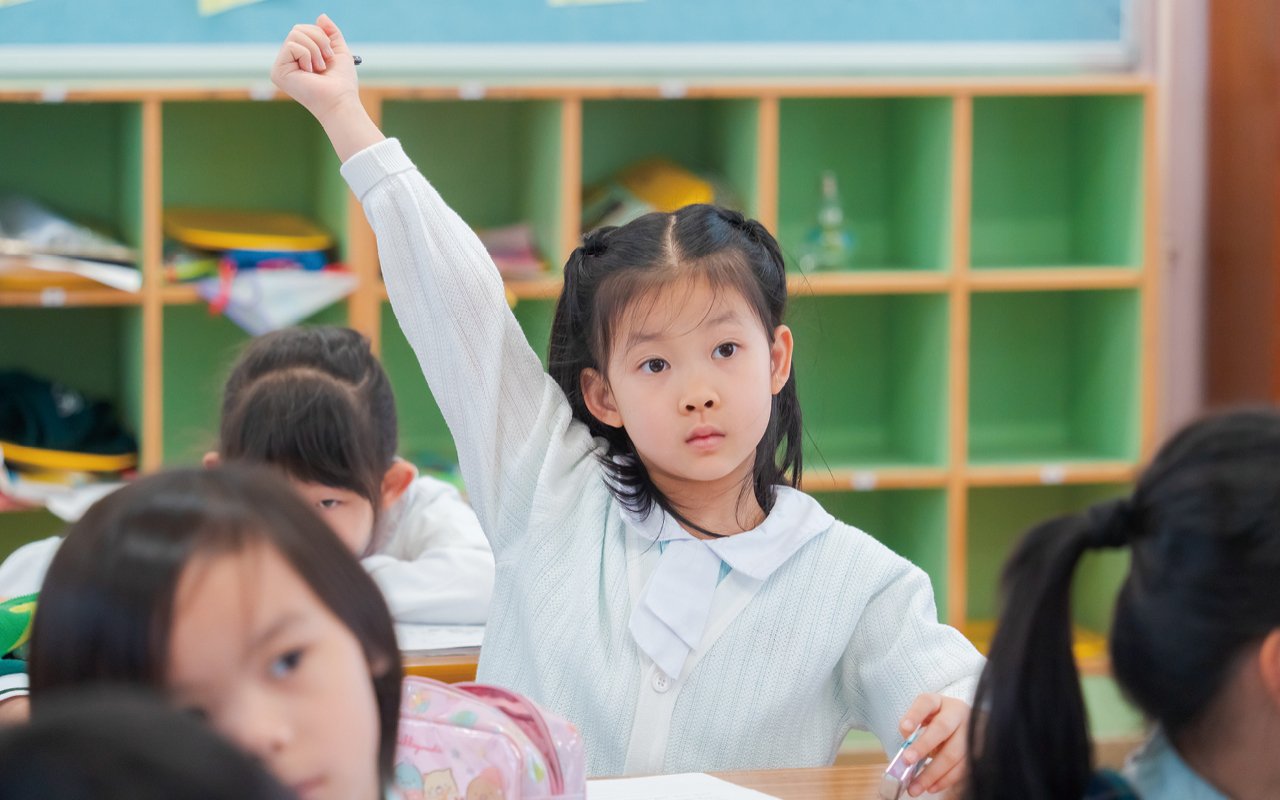 Actively carry out different interdisciplinary activities in the teaching of Chinese and English