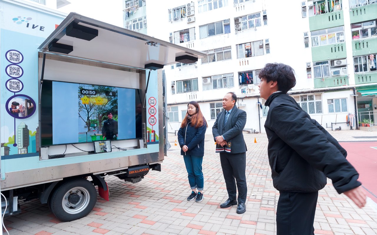 Schools continue to make good use of technology to enhance students’ interest in learning