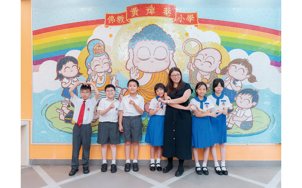 In recent years, the school has kept pace with the latest developments in future education and has repeatedly enriched its school-based curriculum and introduced new technological teaching equipment.