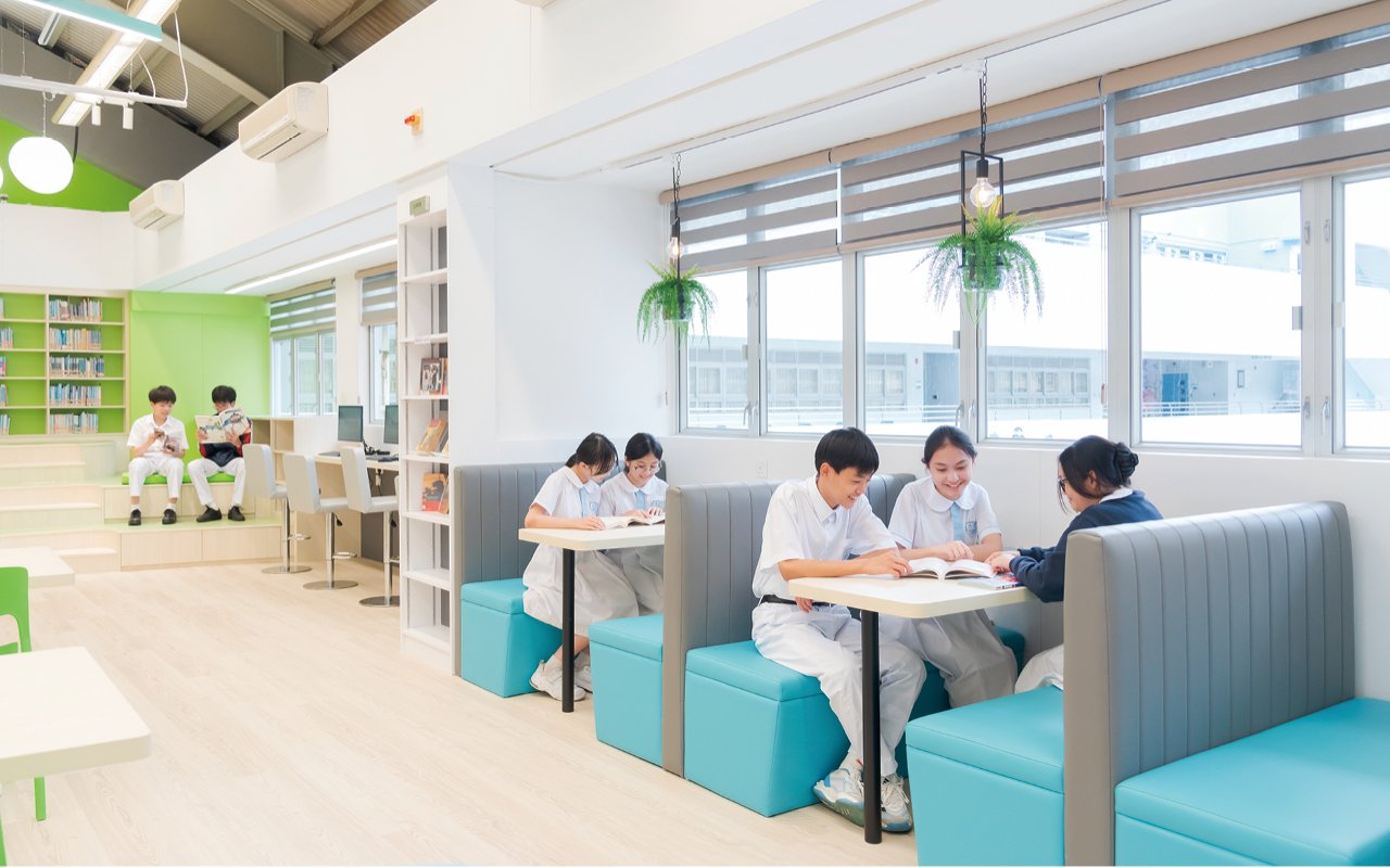 The school beautifies the teaching environment of the existing school building and provides more space and facilities
