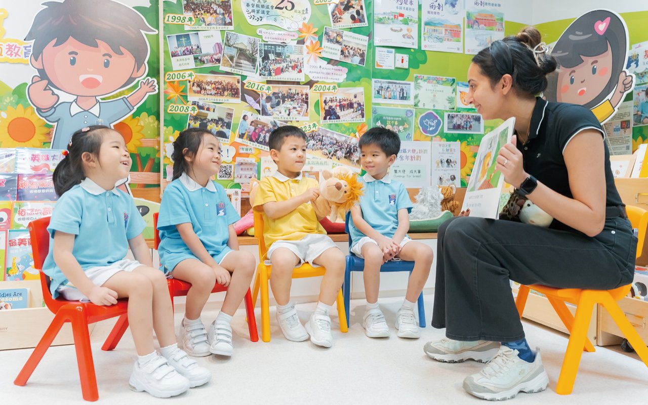 Let children learn authentic everyday English through a variety of lively and interesting ways
