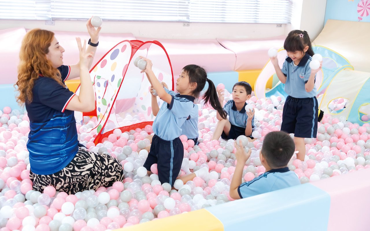 We strive to make students happy to learn and read in school