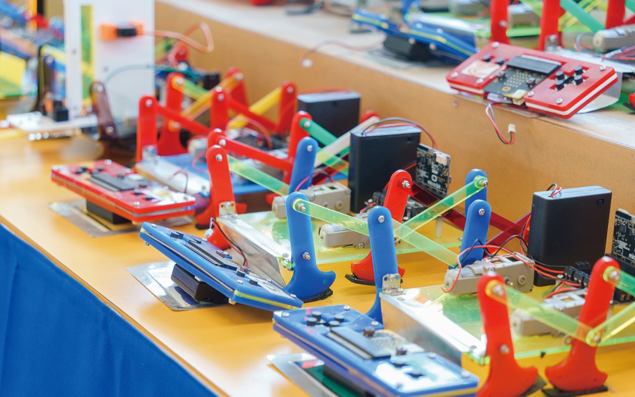 School launches school-based STEAM curriculum "META"