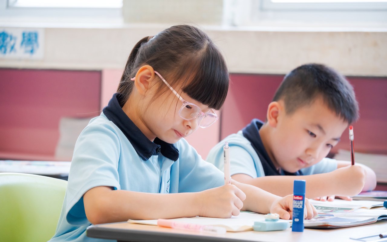 Adaptation courses are arranged for primary school freshmen to experience primary school campus life in advance.