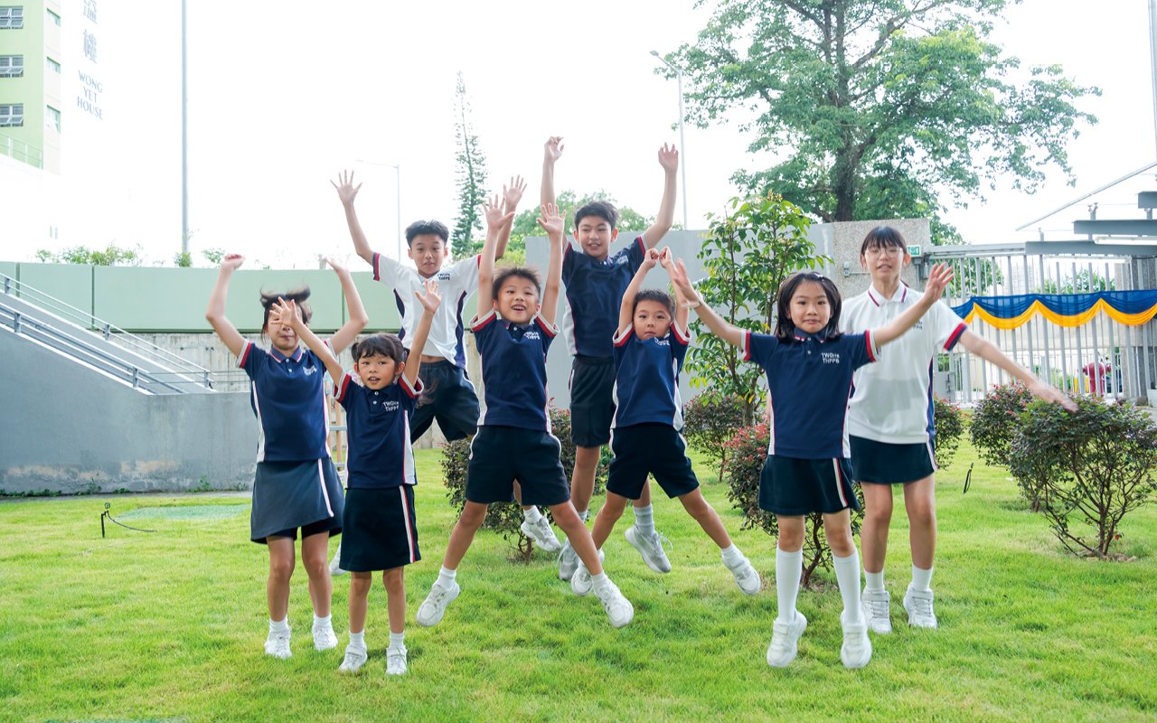 Let your children participate in community services, such as the "Nursery Movement"