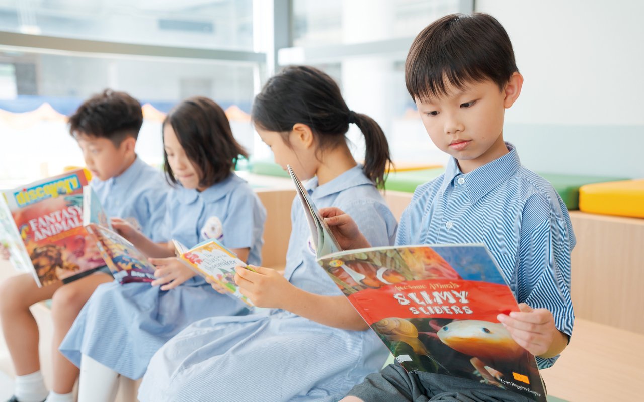 The school arranges primary one adaptation classes for new students
