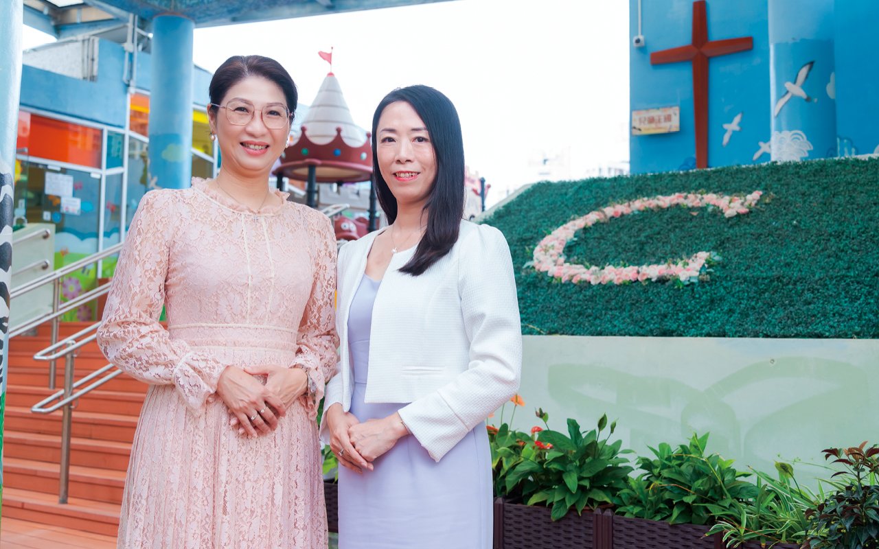 Principal Li Huimin and Principal Chen Minli