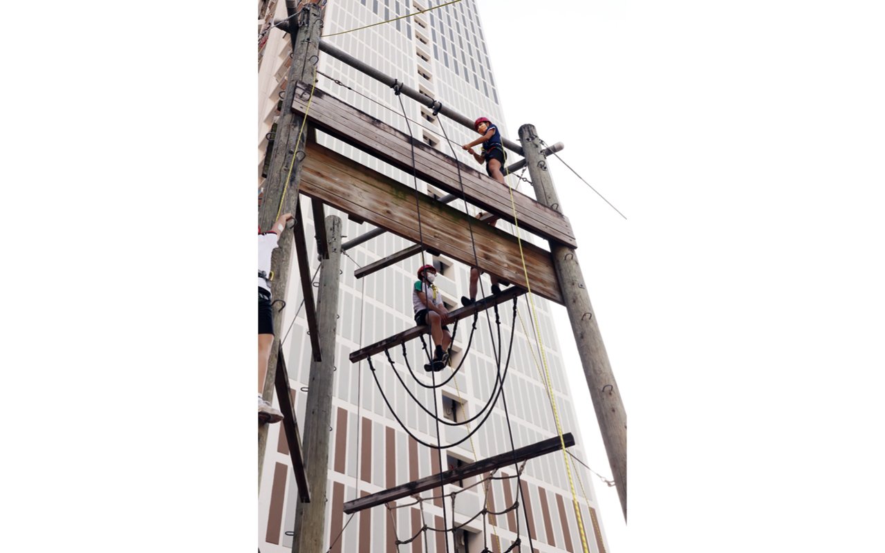 The unique adventure climbing frame provides students with opportunities for outdoor exercise