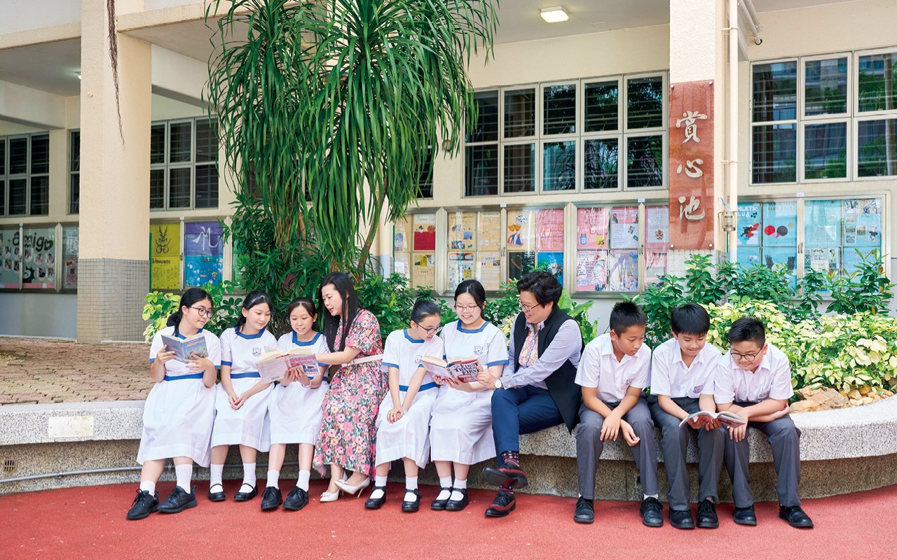Help students pursue excellent results and successfully enter the university of their choice