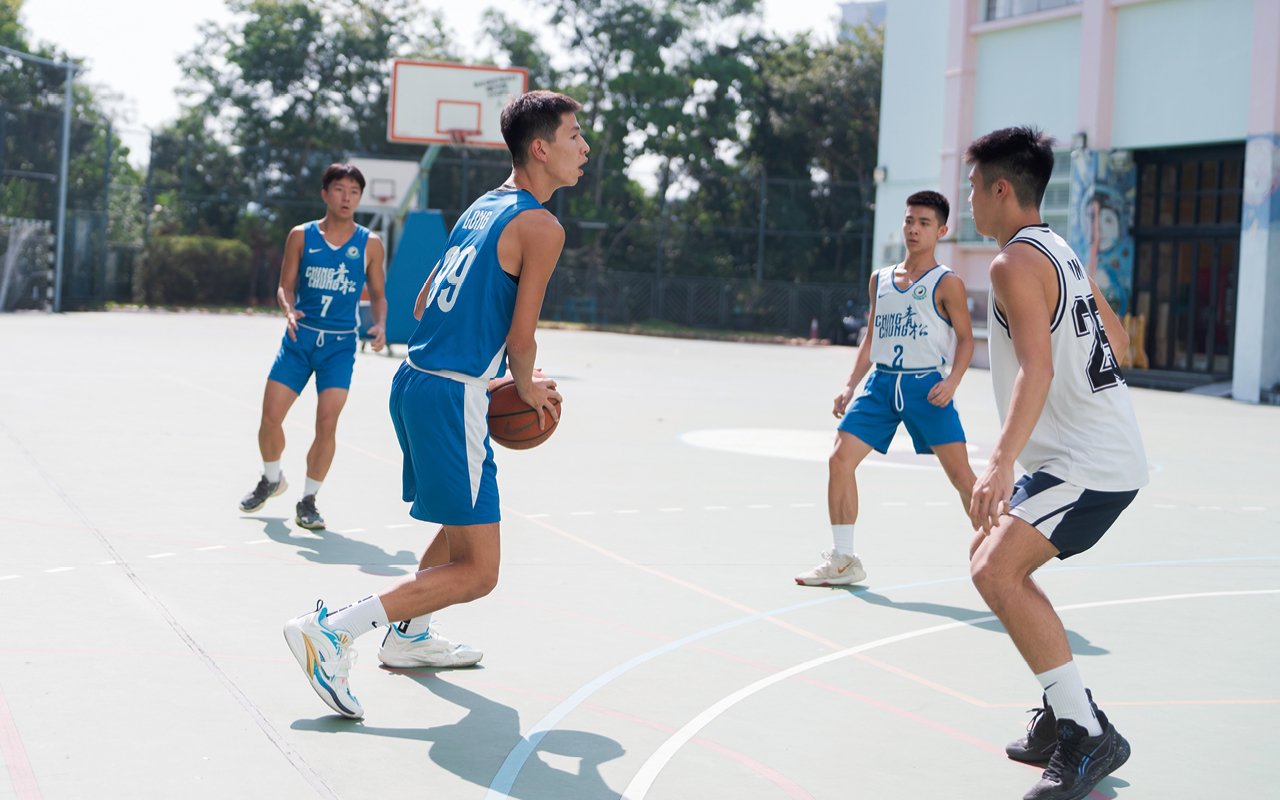 Students better understand themselves, improve skills, and set goals