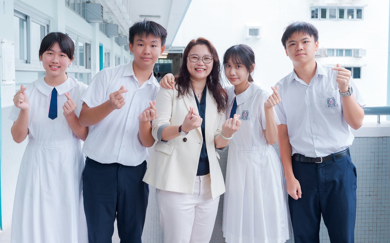 Fully engage in study and life, and become a healthy and happy trendy person