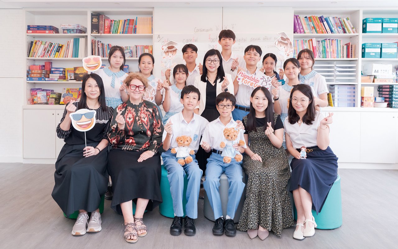 Carmel Holy Word Secondary School Committed to providing holistic education and cultivating students’ balanced development in spiritual, moral, intellectual, physical, social and aesthetic education