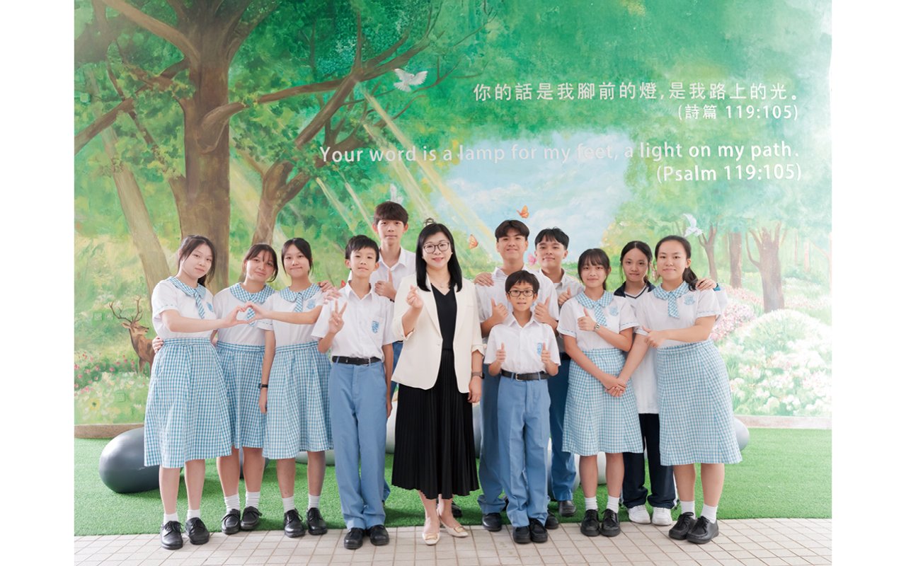 The school is committed to promoting values education and formulating diversified teaching policies