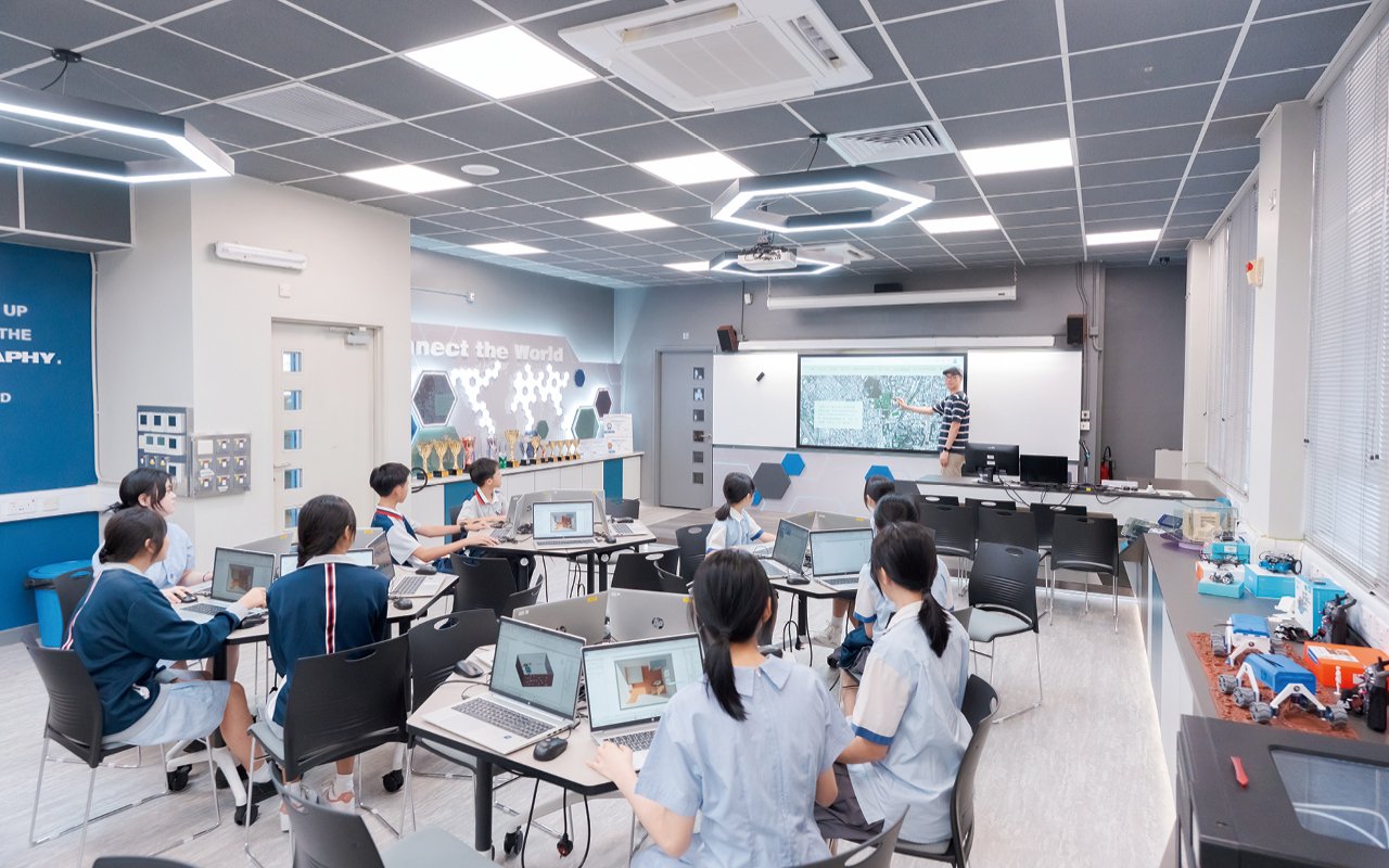 The school sets up "GeoBIM Lab" to enrich students' learning content and fields