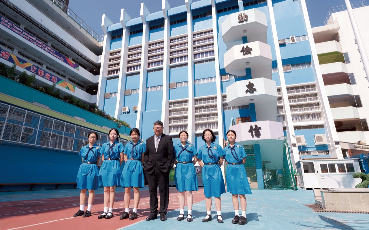 TWGHs Sun Hoi Directors' College is committed to implementing holistic education and providing students with an excellent learning environment
