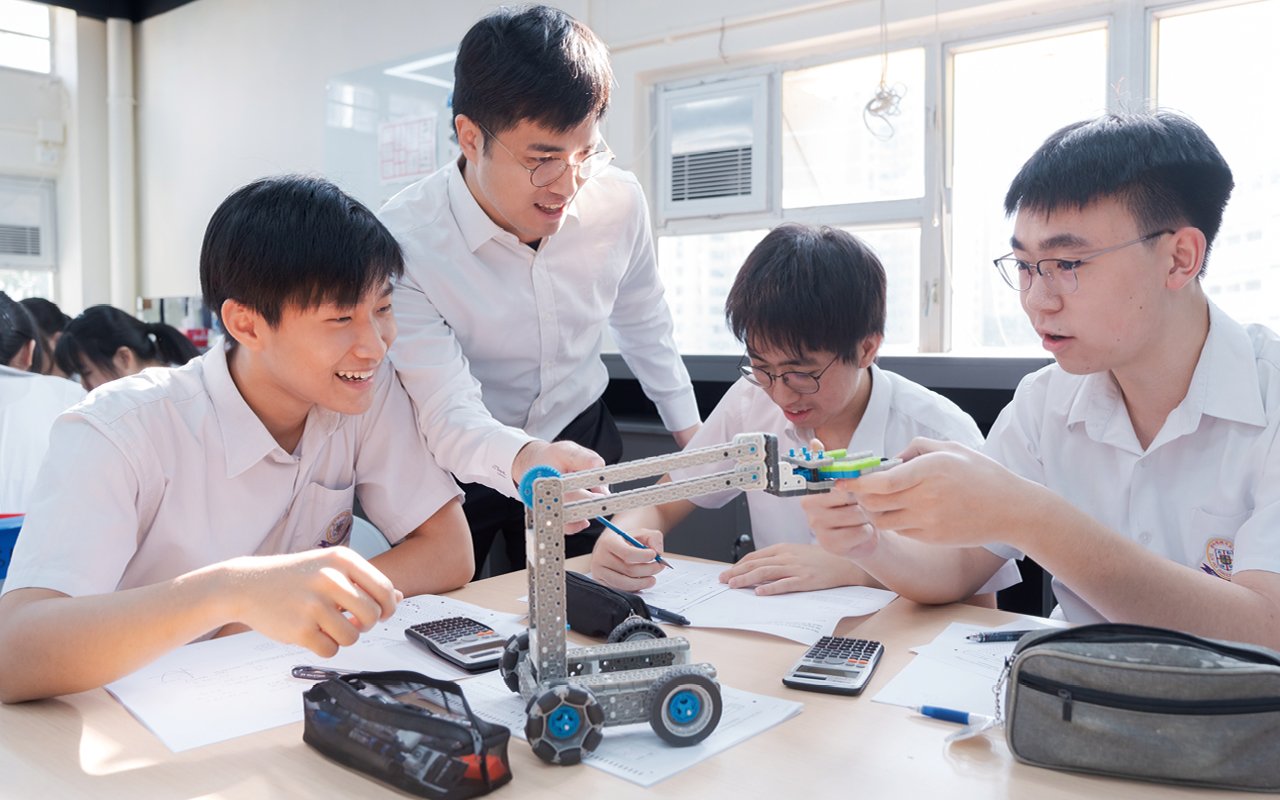 Actively promote interdisciplinary learning to increase students’ exposure to different areas