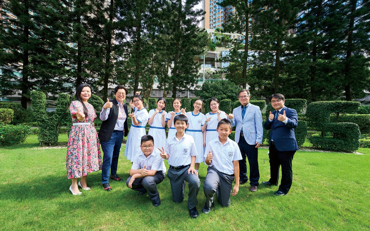 Yan Chai Hospital Wong Wha San Secondary SchoolAdhering to the spirit of "respecting benevolence and helping the world", we are committed to optimizing curriculum and teaching